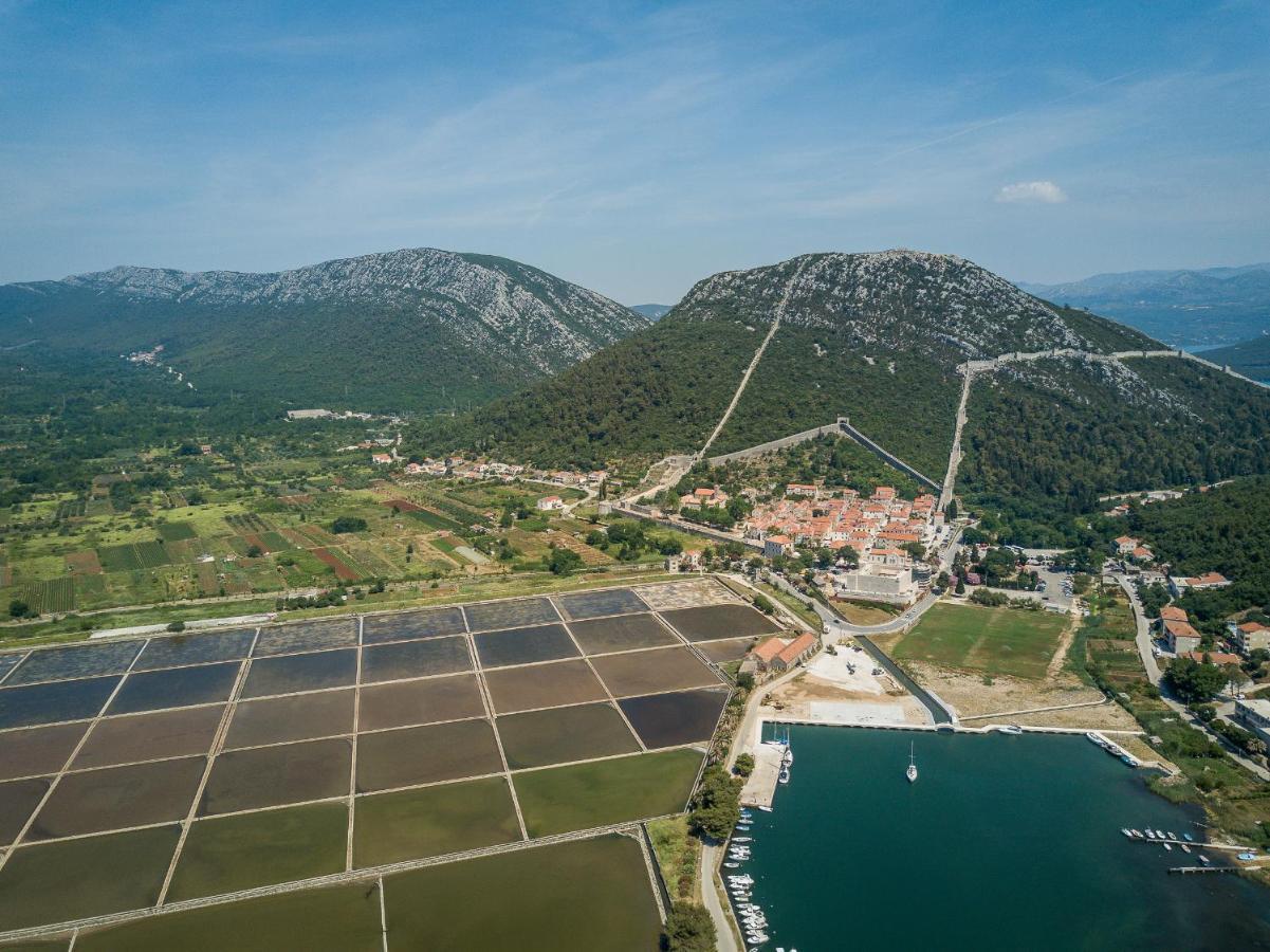 Hotel Faraon Trpanj Exterior photo