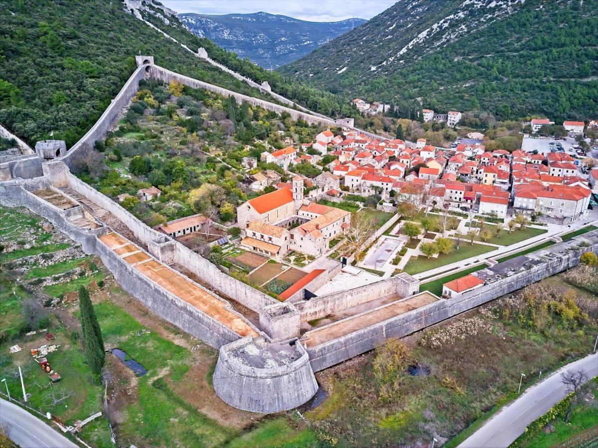 Hotel Faraon Trpanj Exterior photo