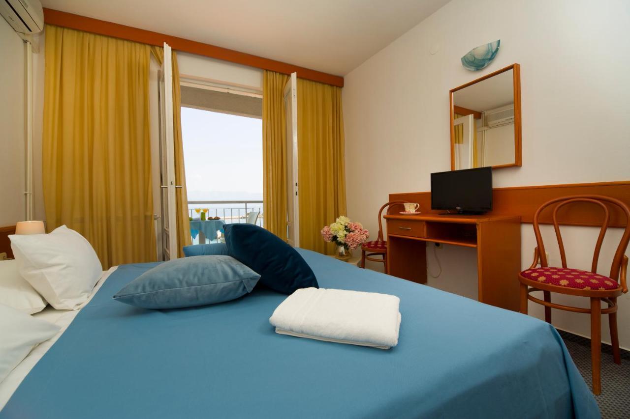 Hotel Faraon Trpanj Exterior photo