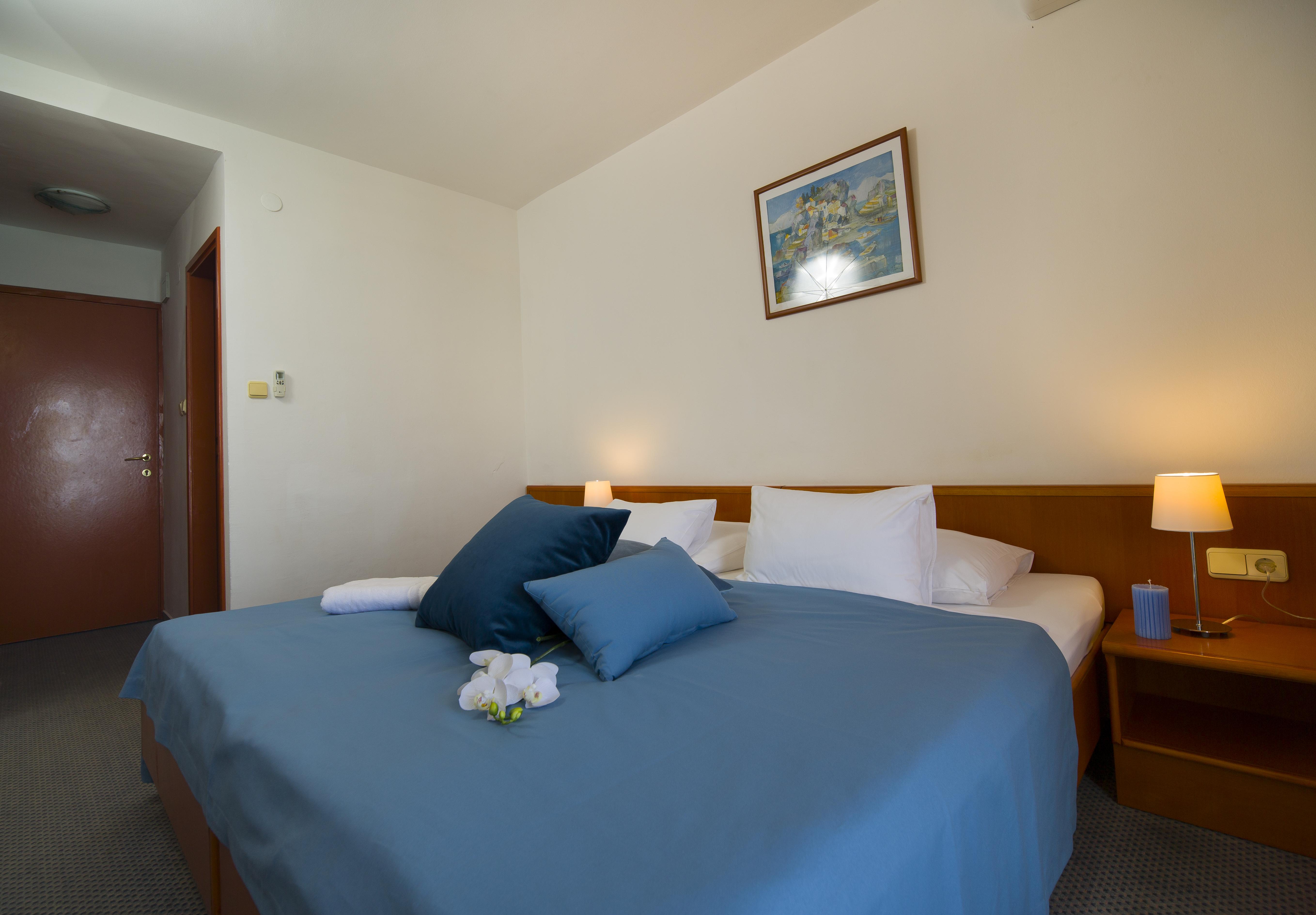 Hotel Faraon Trpanj Exterior photo