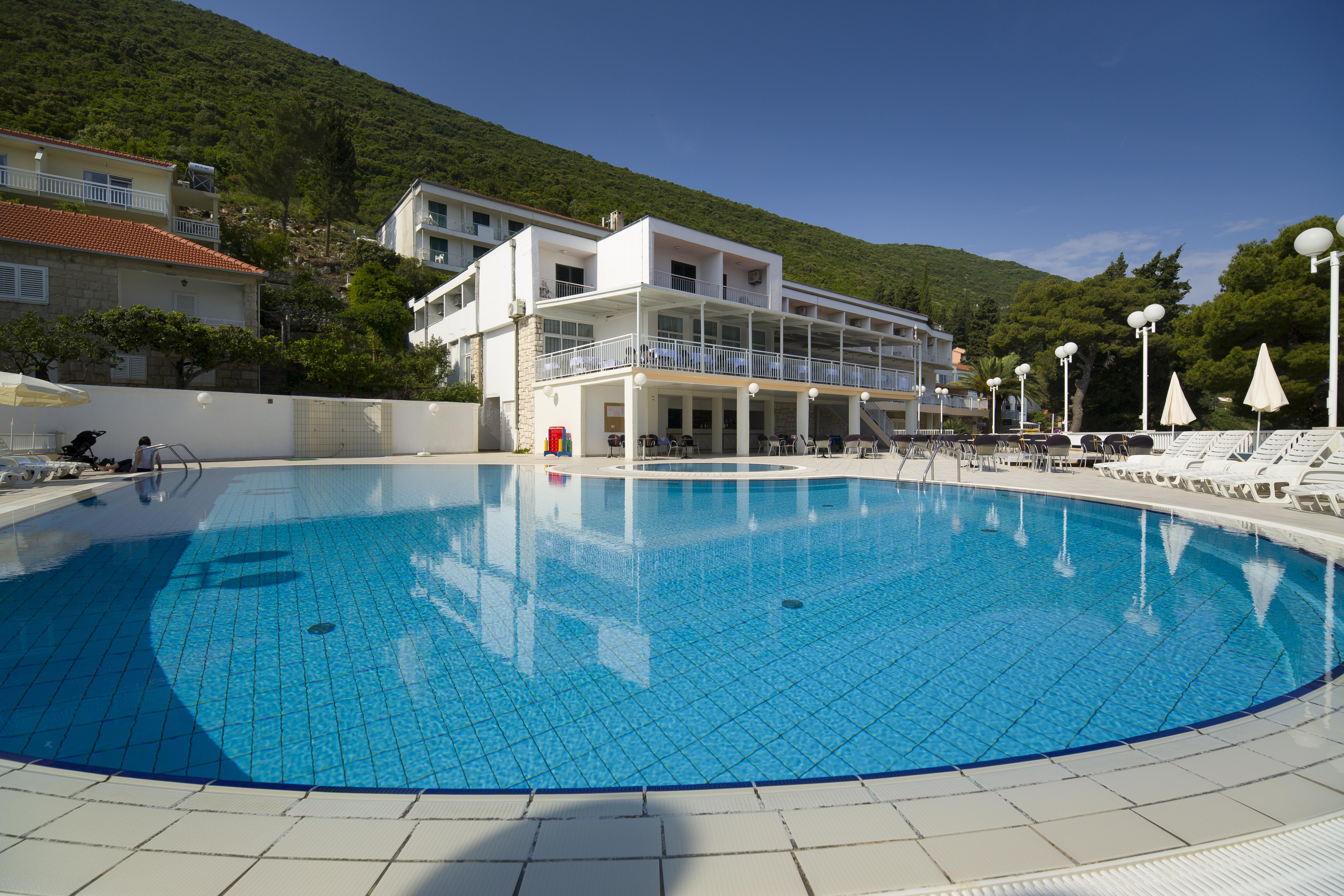 Hotel Faraon Trpanj Exterior photo