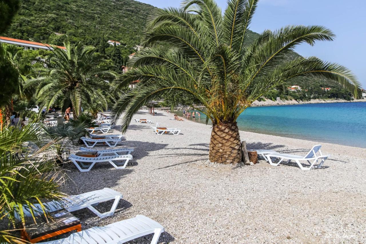 Hotel Faraon Trpanj Exterior photo